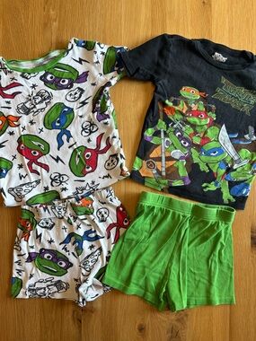 Teenage Mutant Ninja Turtles Kids Pajama Set - Green/Black